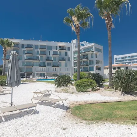 Luxurioese Am Von Thalassa By Interhome