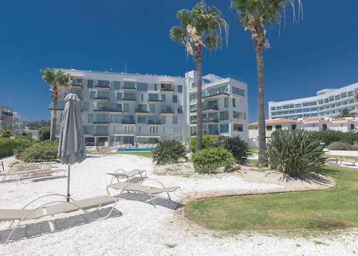 Luxurioese Am Von Thalassa By Interhome