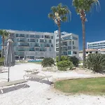 Luxurioese Am Von Thalassa By Interhome